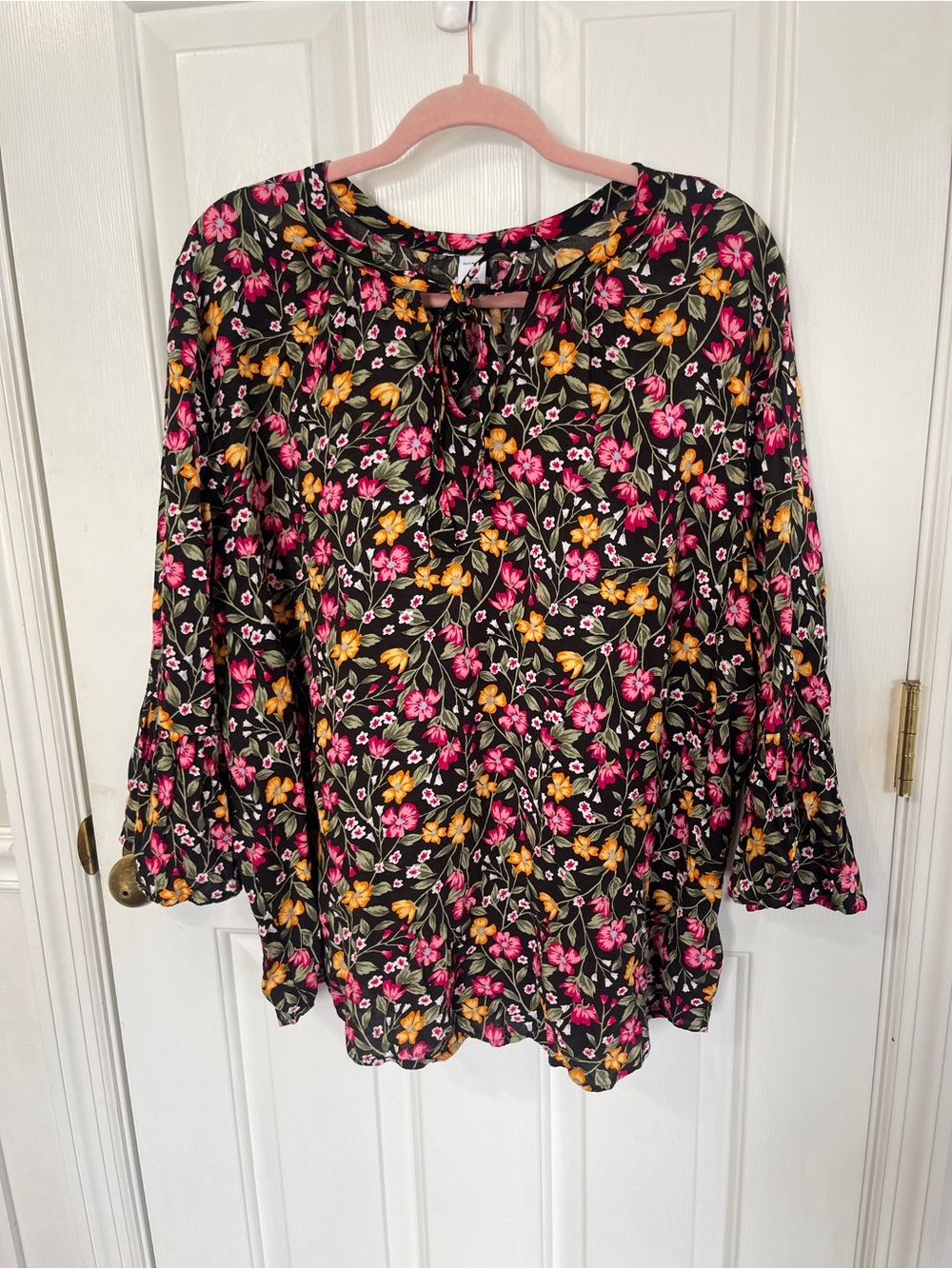 Old Navy Womens Size XXL Floral  Print Boho Black Floral Peasant   Blouse